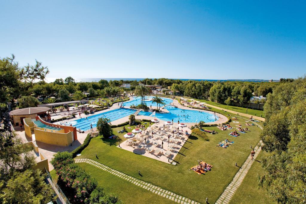 Happy Camp Mobile Homes In Camping Village La Masseria Галиполи Екстериор снимка